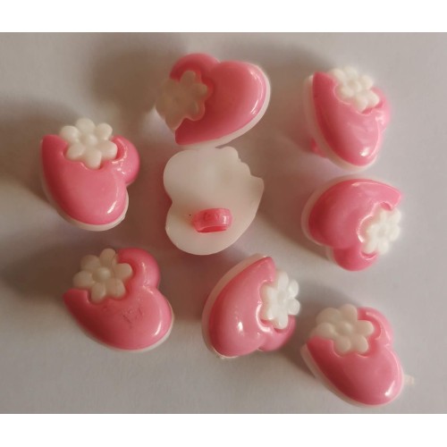 Pink heart and white flower button #40