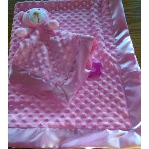 Dimple blanket and comforter set pink